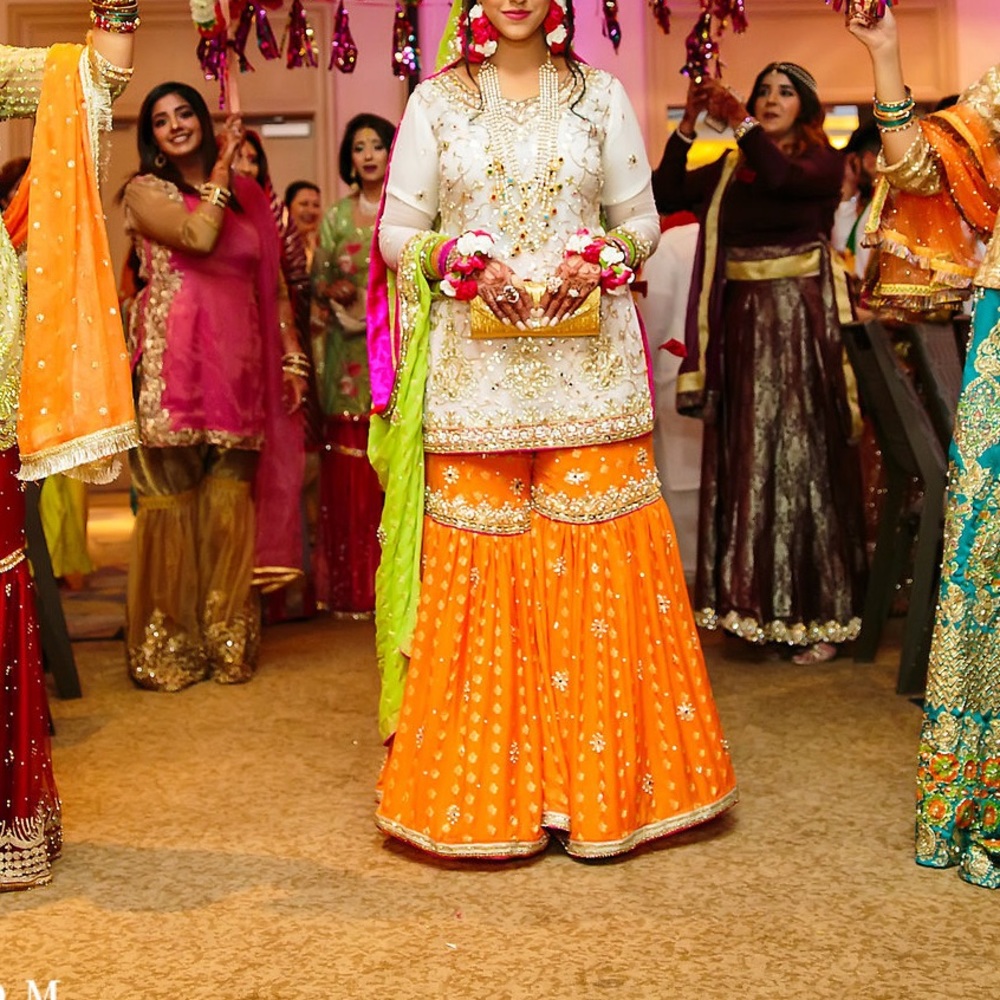 Fancy Pakistani Gharara Kameez Mehndi - Picture 5 of 7